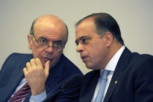 2011 - Reunião com José Serra na câmara